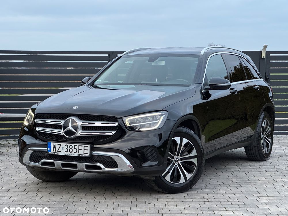 Mercedes-Benz GLC - 21