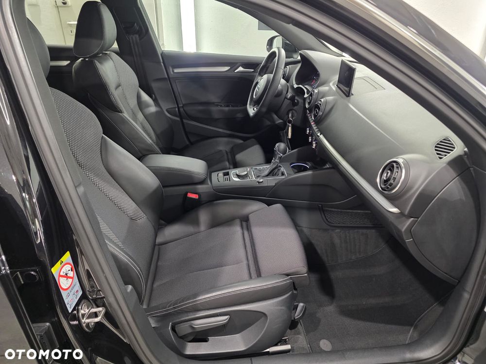 Audi A3 Sportback 2.0 TDI S tronic S line Sportpaket - 37