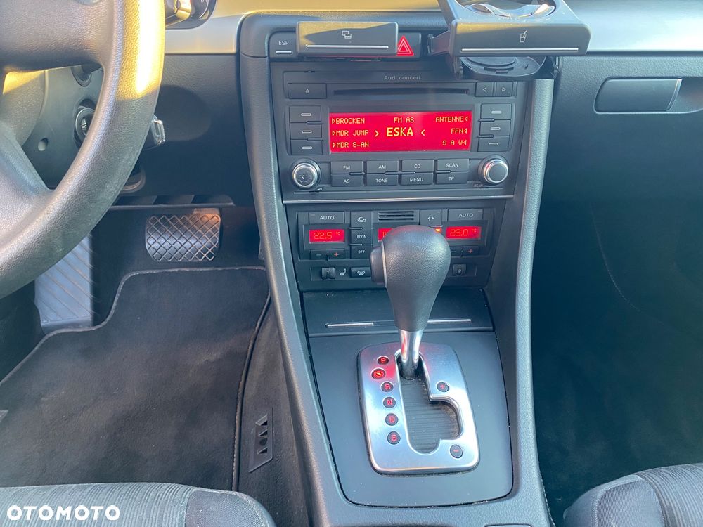 Audi A4 Avant 1.8 T multitronic - 30