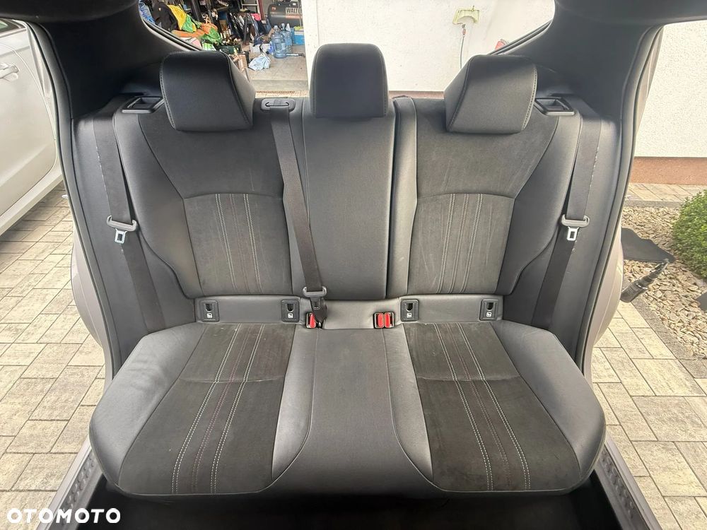 Toyota C-HR 2.0 Hybrid GR Sport - 26