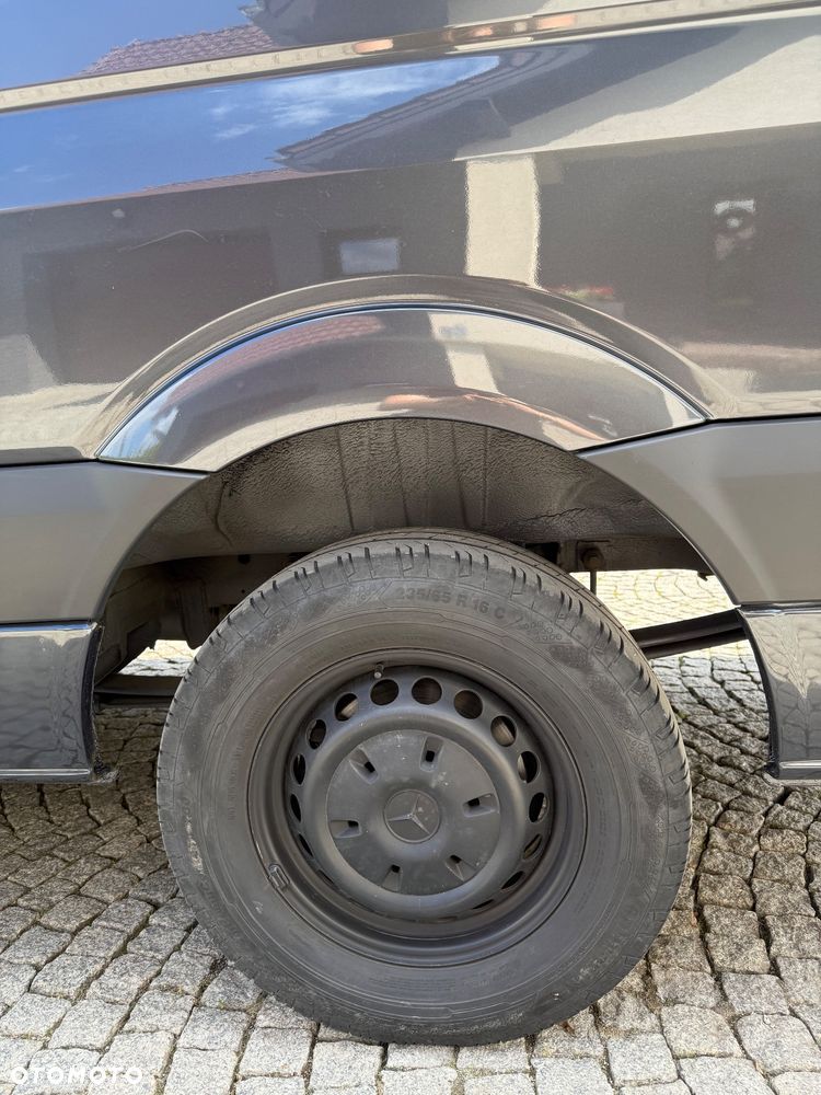 Mercedes-Benz Sprinter - 5