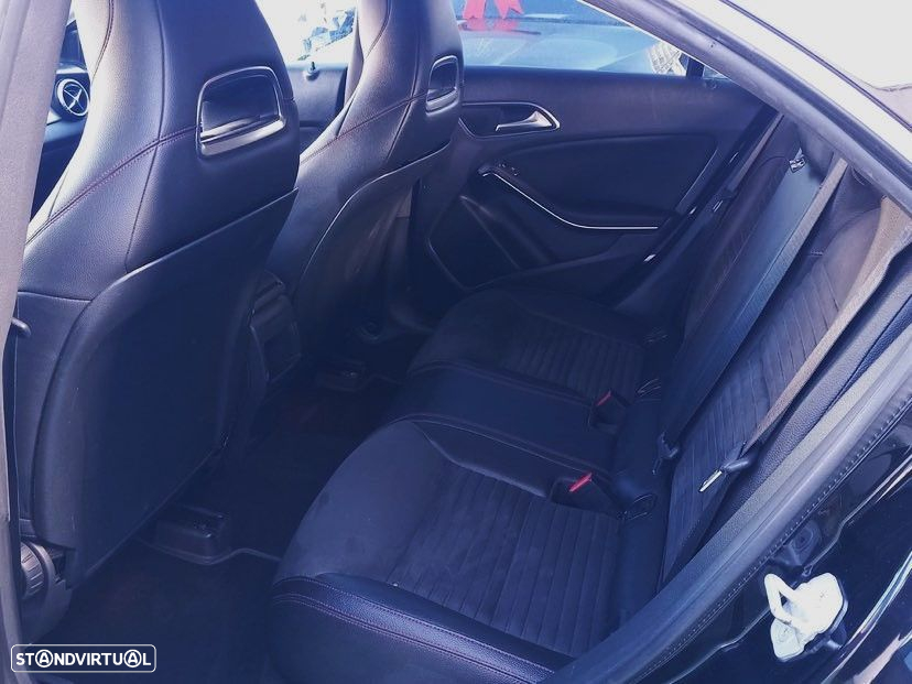 Mercedes-Benz CLA 200 - 14