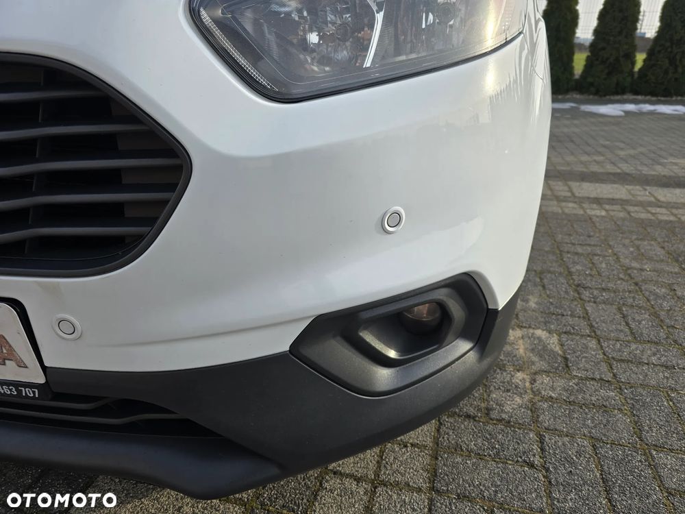 Ford Transit Courier - 8