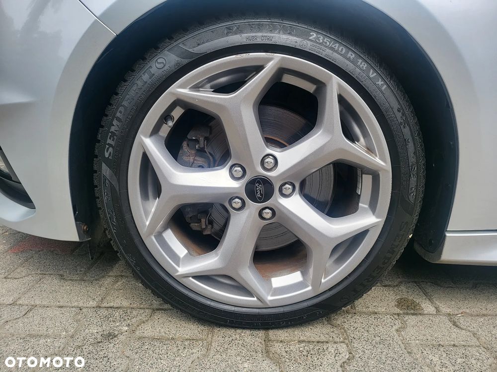 Ford Focus 2.0 TDCi ST-2 - 10