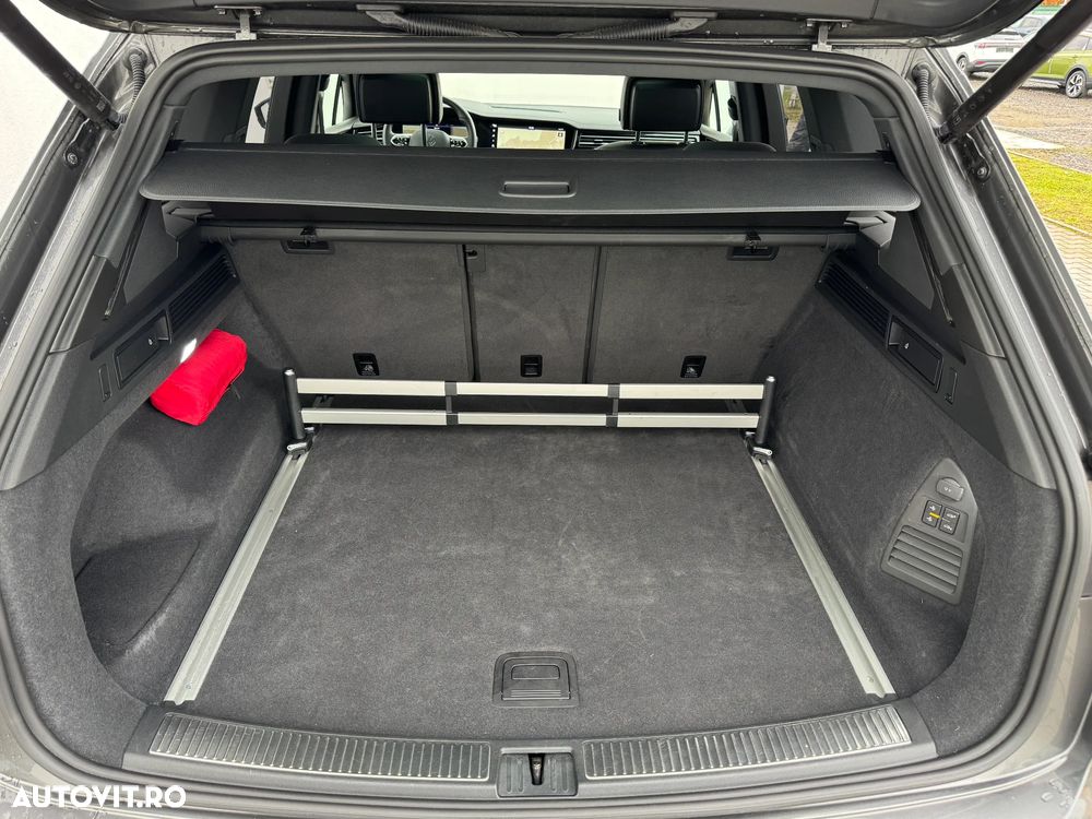 Volkswagen Touareg V6 TDI R-Style - 5