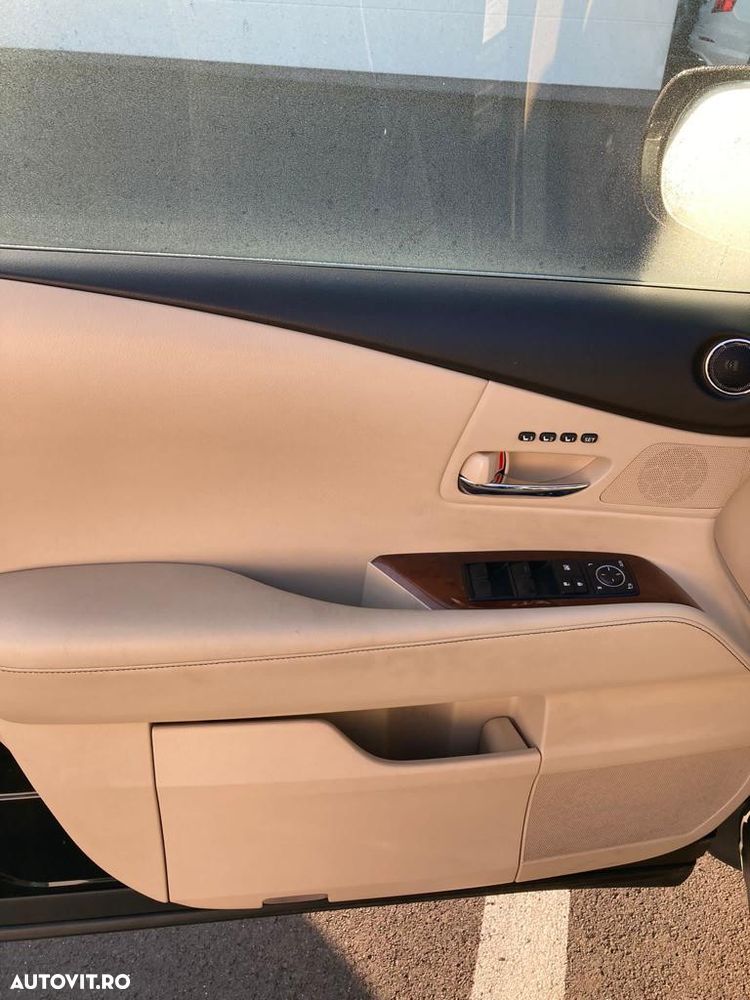 Lexus Seria RX 450h (hybrid) Luxury Line - 8