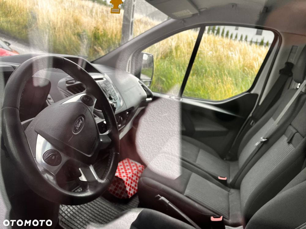 Ford TRANSIT CUSTOM - 7