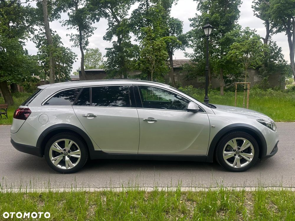 Opel Insignia 2.0 Bi Turbo CDTI 4x4 - 17