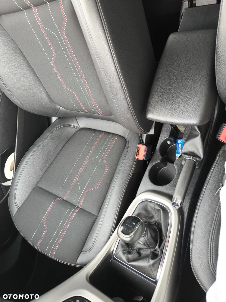 Opel Astra 1.4 Turbo Cosmo - 8