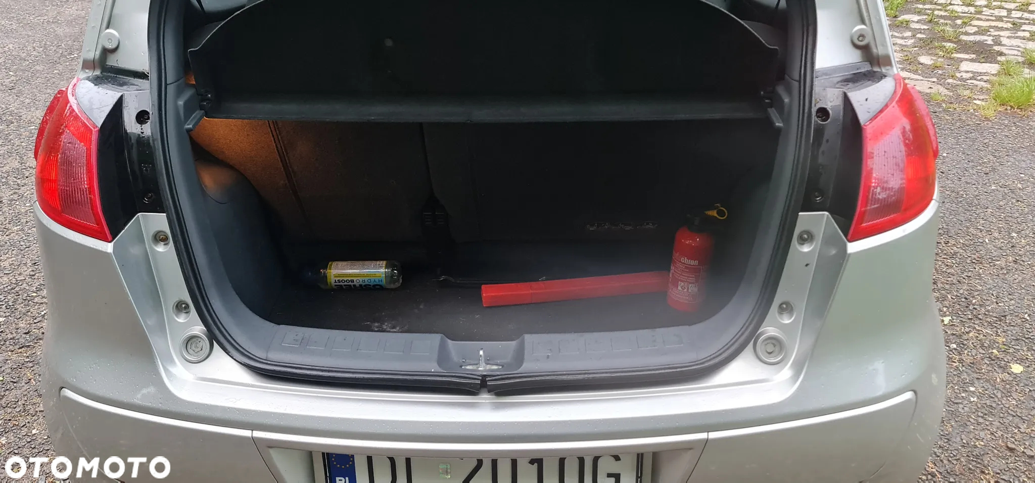 Mitsubishi Colt - 13