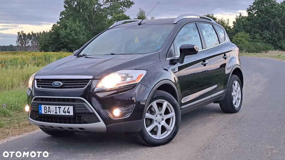 Ford Kuga - 1