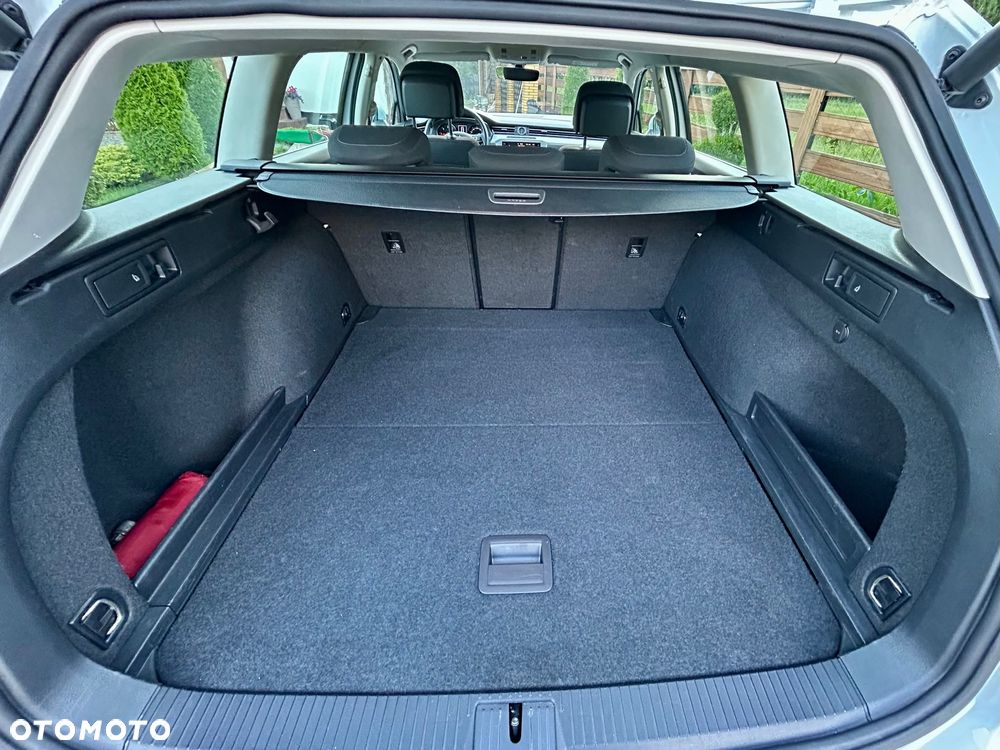 Volkswagen Passat 2.0 TDI BMT Comfortline DSG7 - 29