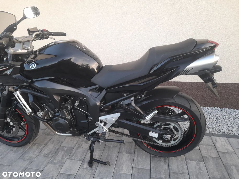 Yamaha FZ6 - 20