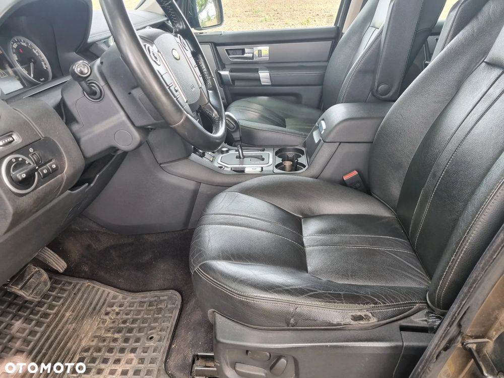 Land Rover Discovery - 24