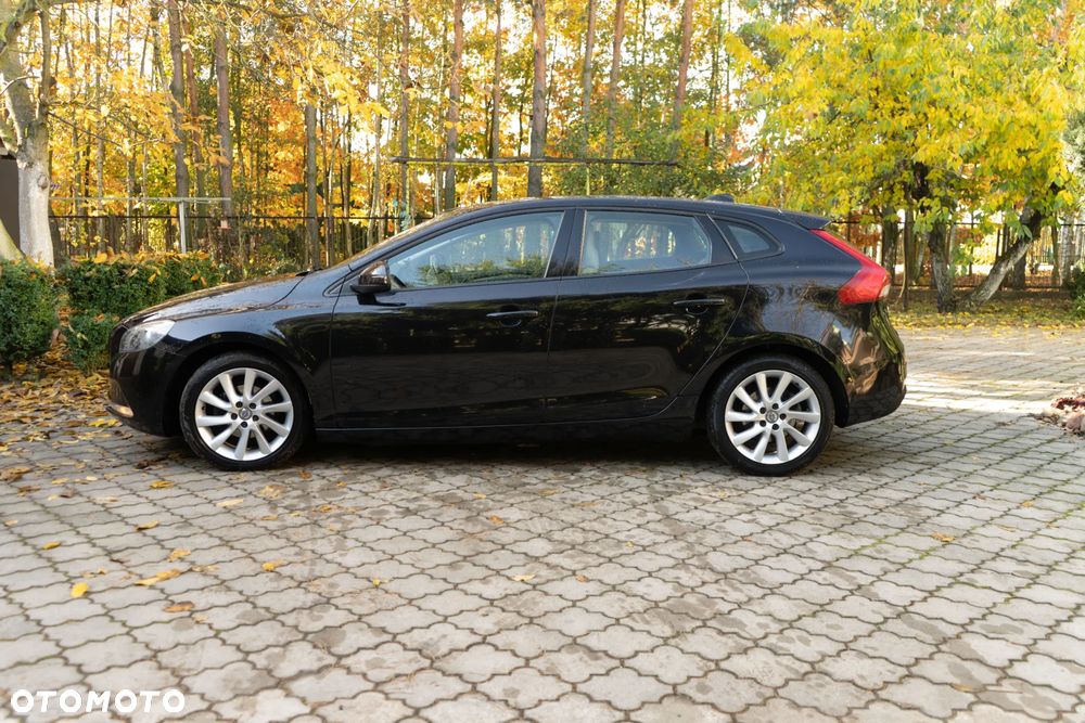 Volvo V40 D2 Momentum - 10