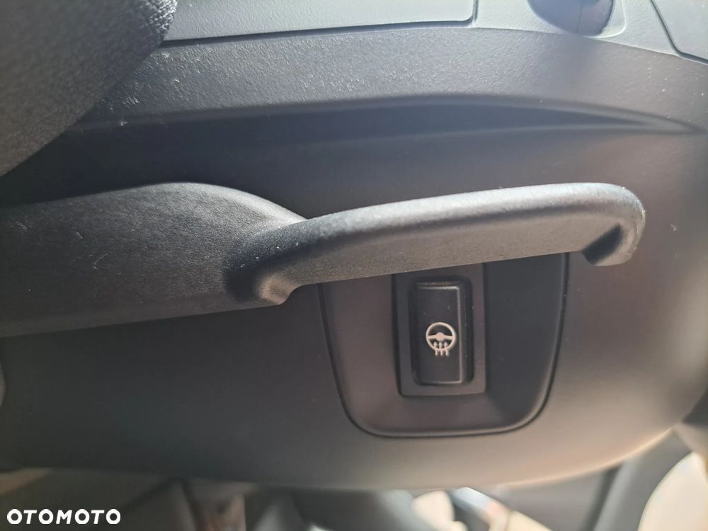 BMW X1 - 16