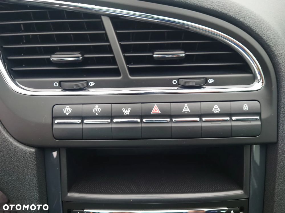 Peugeot 5008 HDI 115 Business-Line - 18