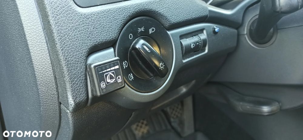 Skoda Octavia 1.6 Tour - 27