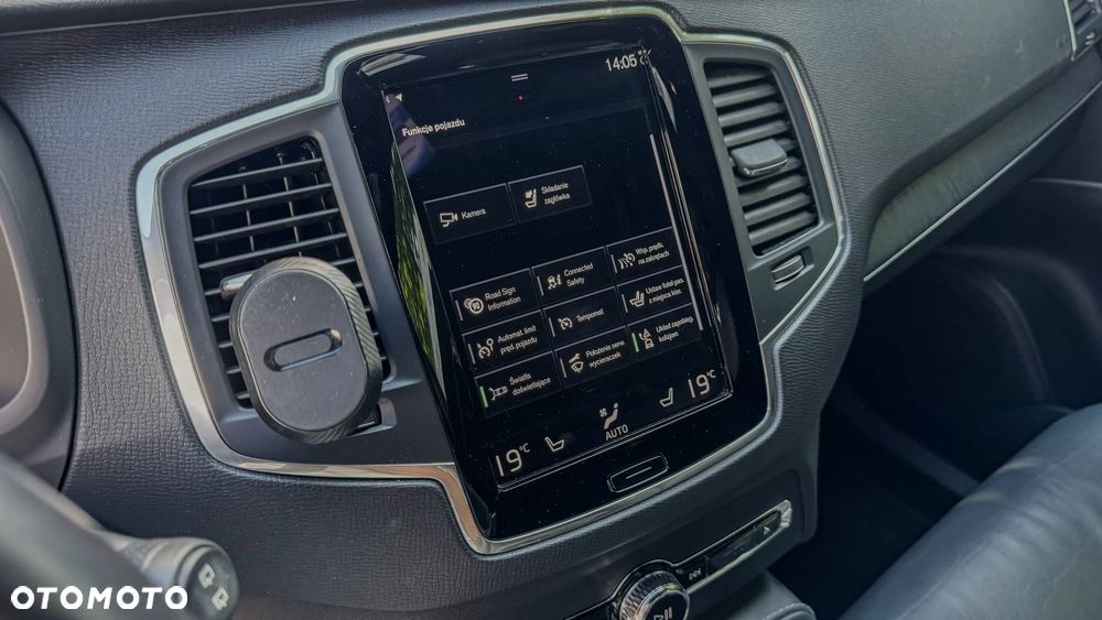 Volvo XC 90 B5 D AWD Geartronic Momentum - 21