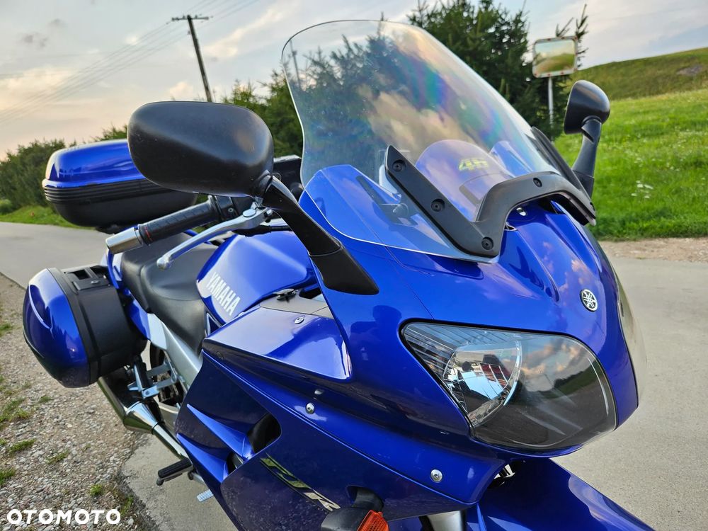 Yamaha FJR - 16