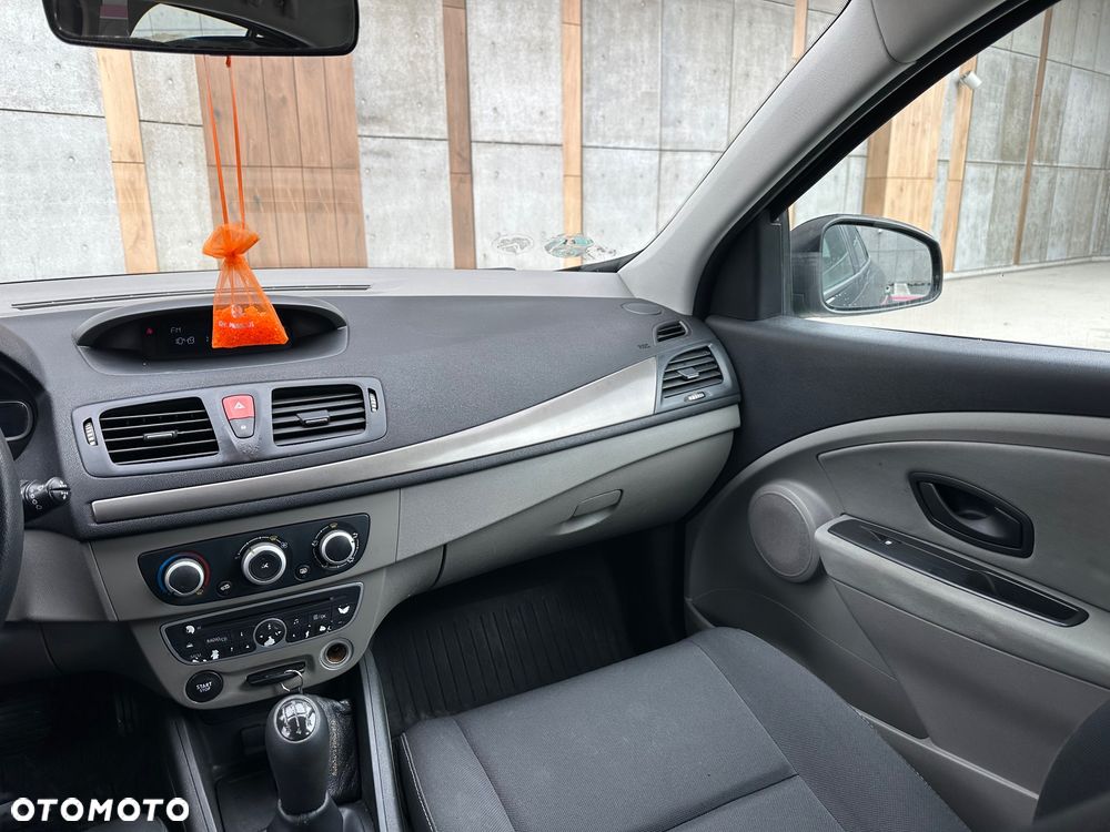 Renault Megane 1.6 16V Expression - 18