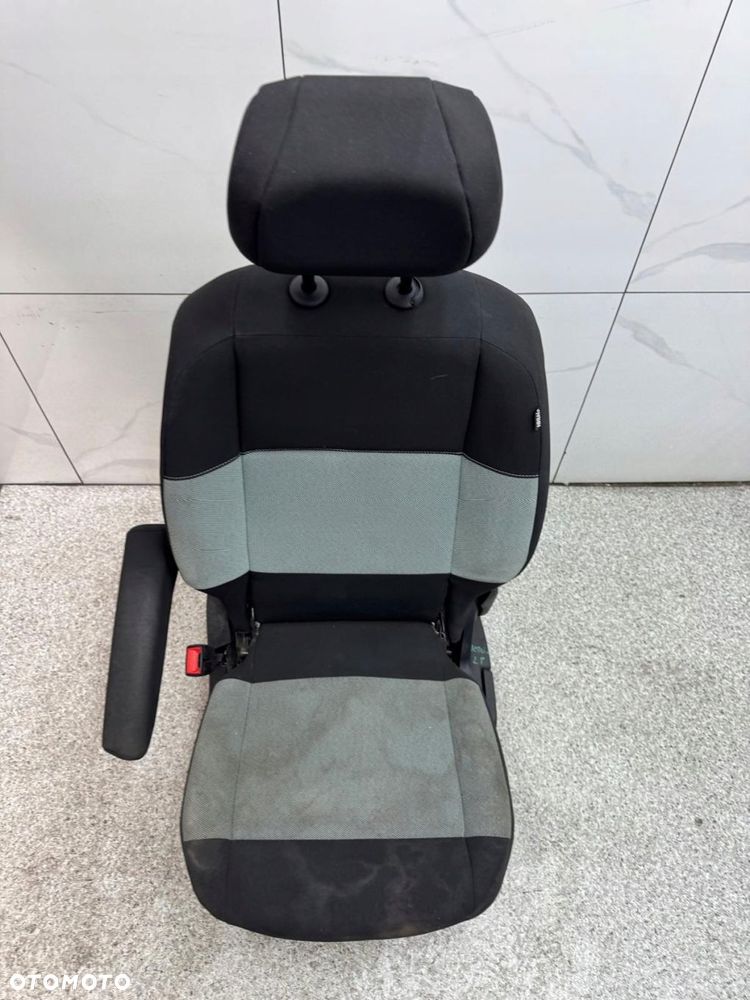 fotel lewy przód berlingo iii 2018- - 5
