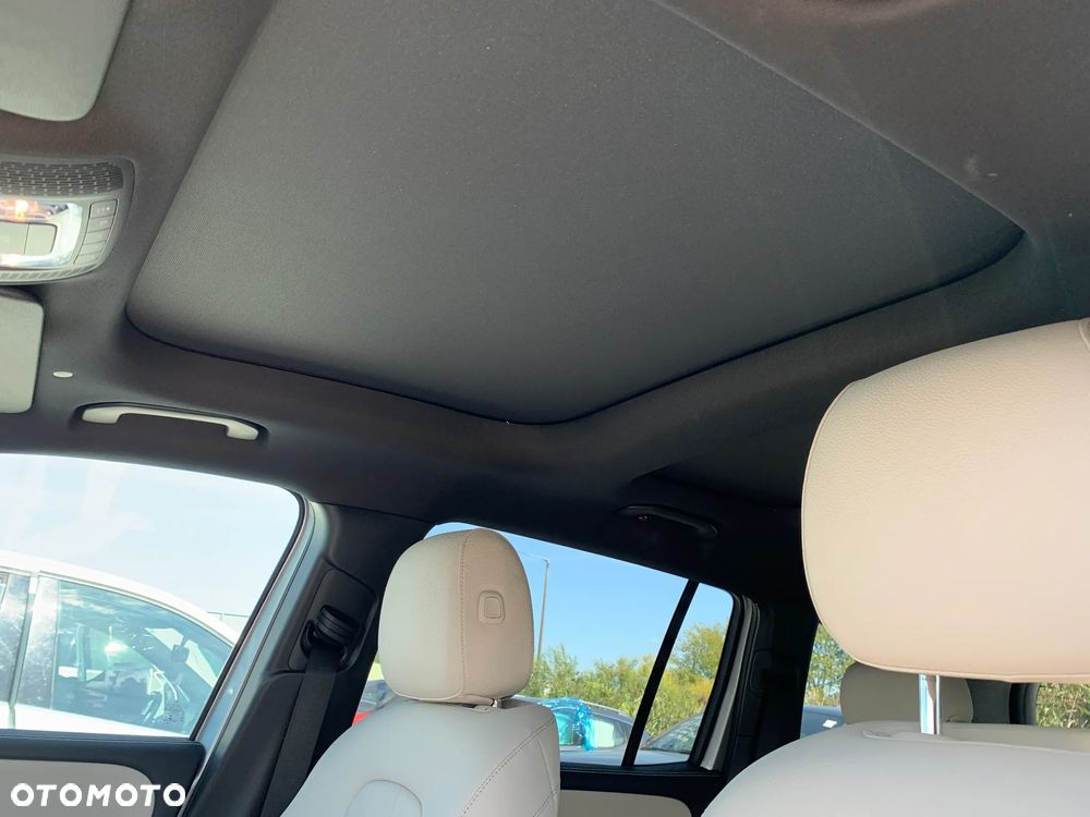 Mercedes-Benz GLB 250 4-Matic 8G-DCT - 6