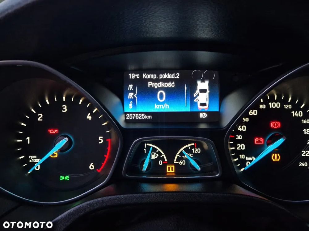 Ford Focus - 11