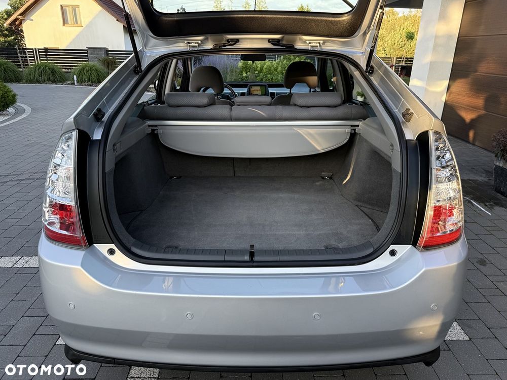Toyota Prius 1.5 VVT-i Sol - 39