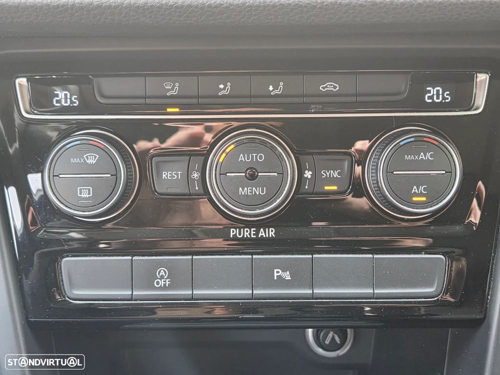 VW Touran 2.0 TDI Highline DSG - 12