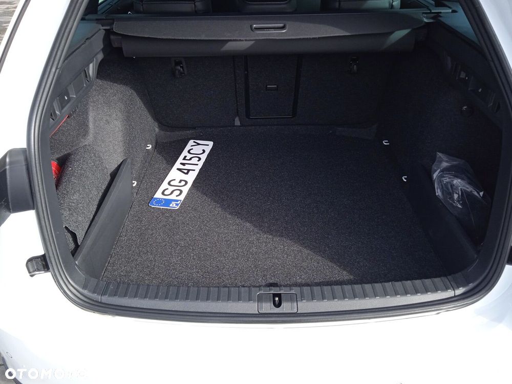 Skoda Octavia 2.0 TDI Sportline DSG - 18