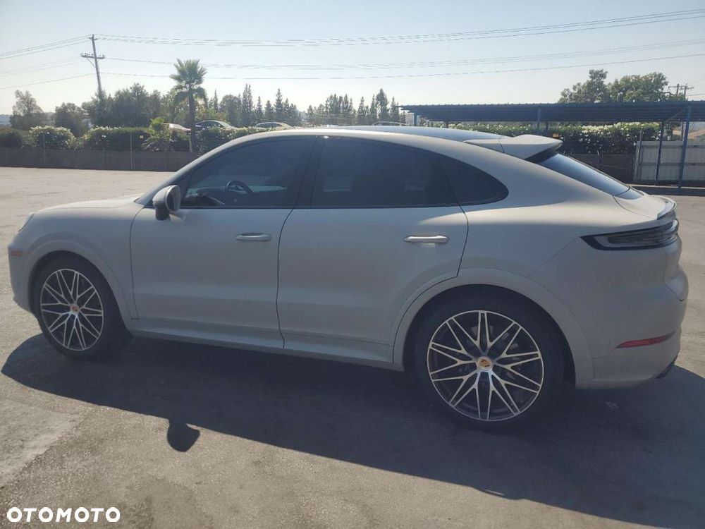 Porsche Cayenne - 2