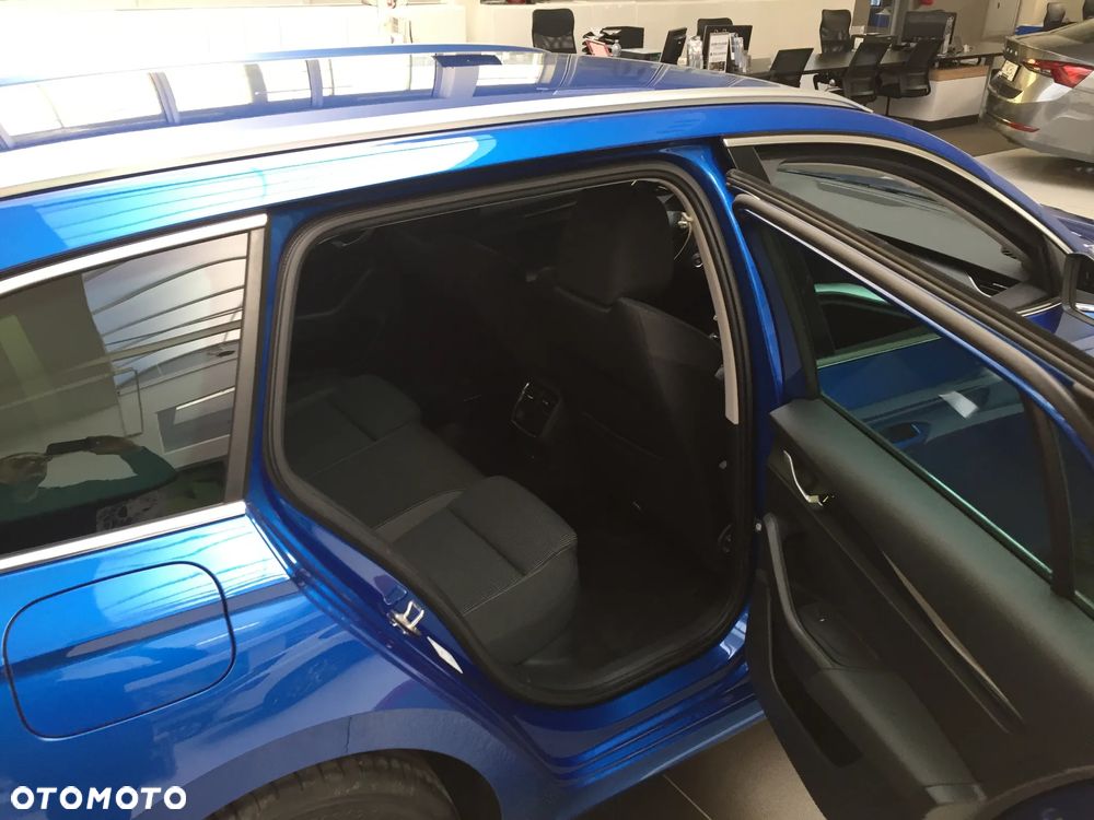 Skoda Octavia 1.5 TSI Business - 10