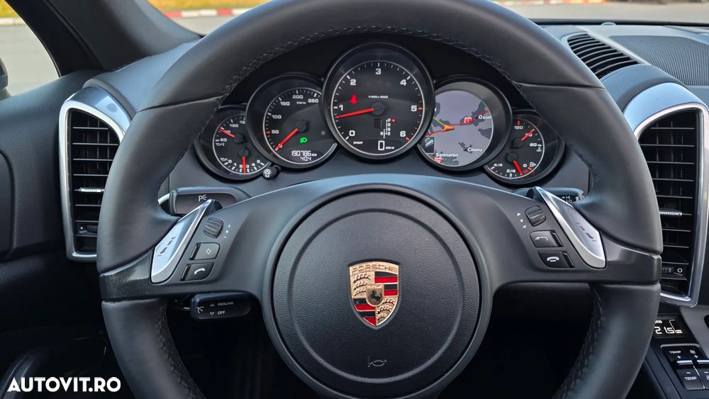Porsche Cayenne 3.0TD TipTronic - 14