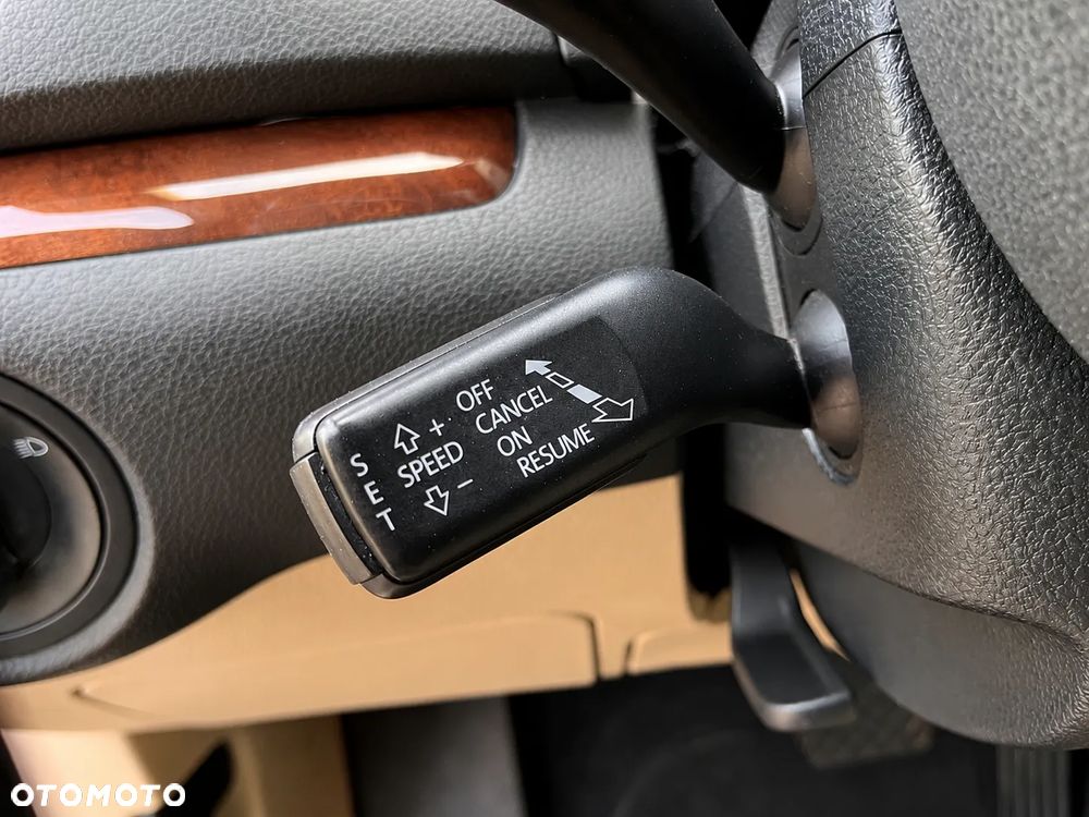 Volkswagen Sharan 2.0 TSI Highline DSG - 16