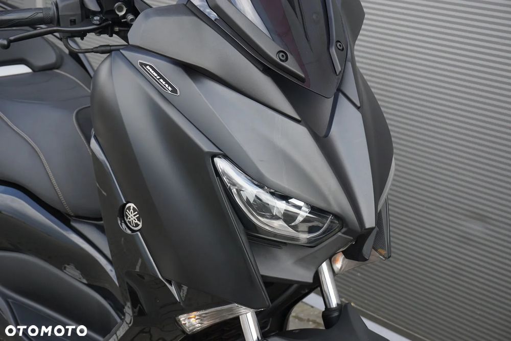 Yamaha X-max - 10