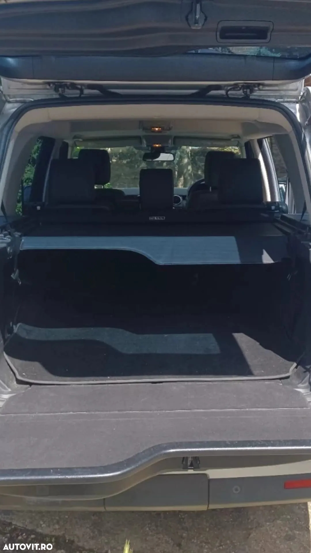Land Rover Discovery - 21