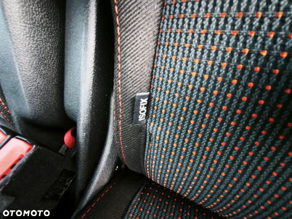 Ford S-Max - 15
