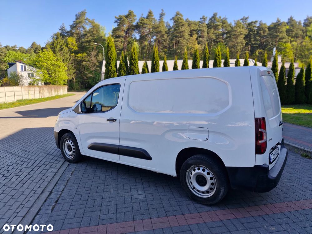 Opel COMBO - 3