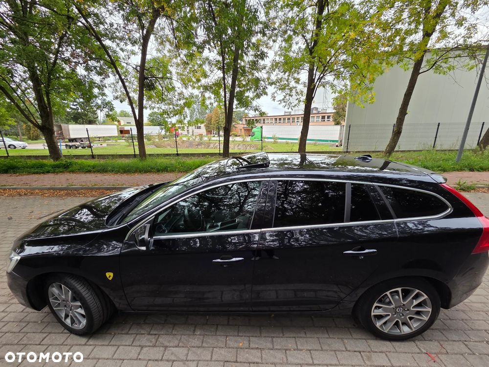 Volvo V60 D2 Momentum - 13