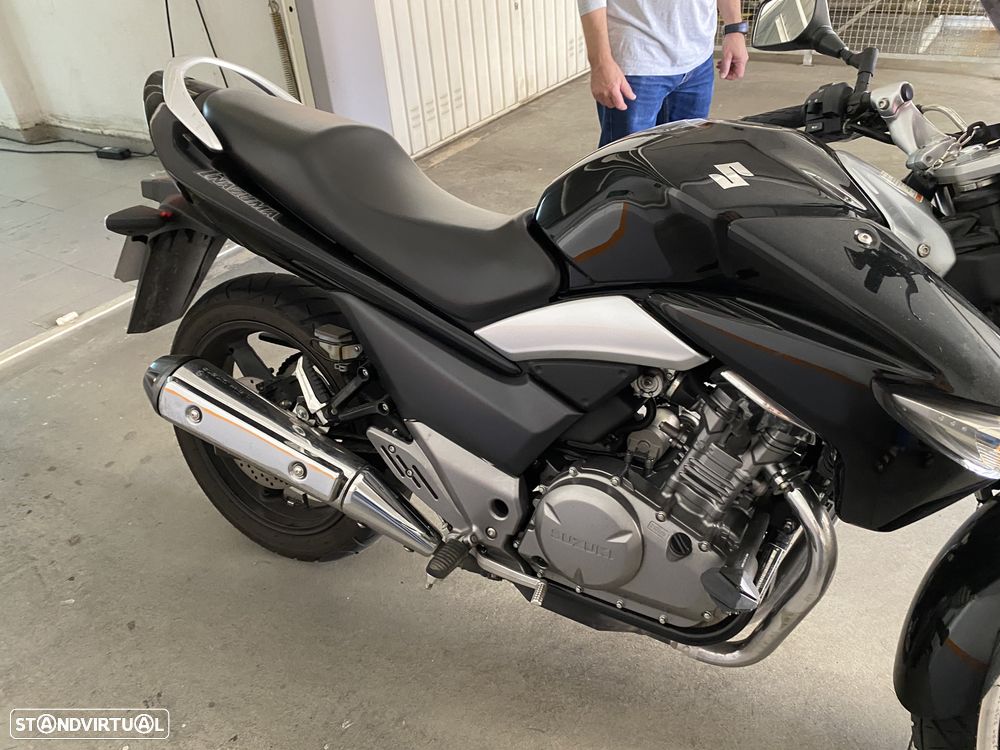 Suzuki Inazuma 250 - 7