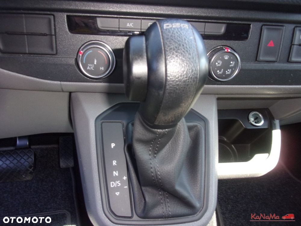 Volkswagen Transporter - 27