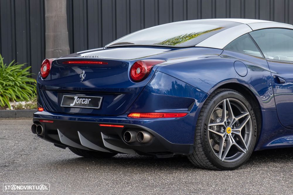 Ferrari California T - 20