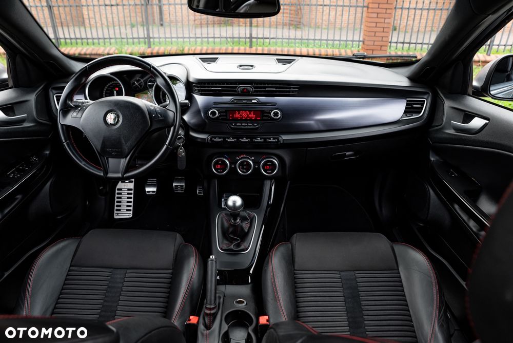 Alfa Romeo Giulietta 1.4 TB MultiAir Distinctive - 25
