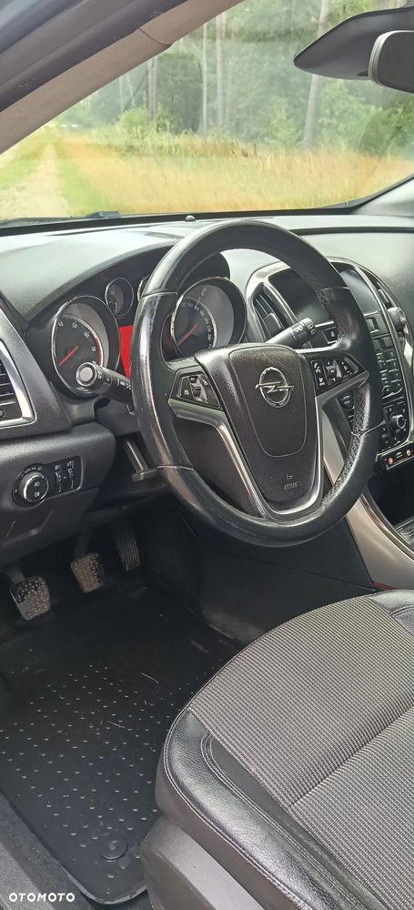 Opel Astra 1.4 Turbo - 6