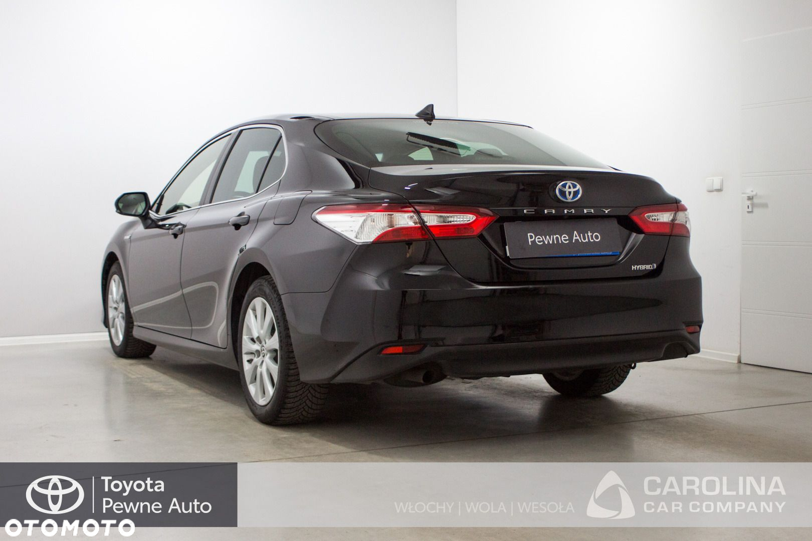 Toyota Camry - 2