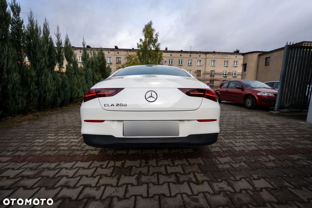 Mercedes-Benz CLA 200 mHEV 7G-DCT - 9