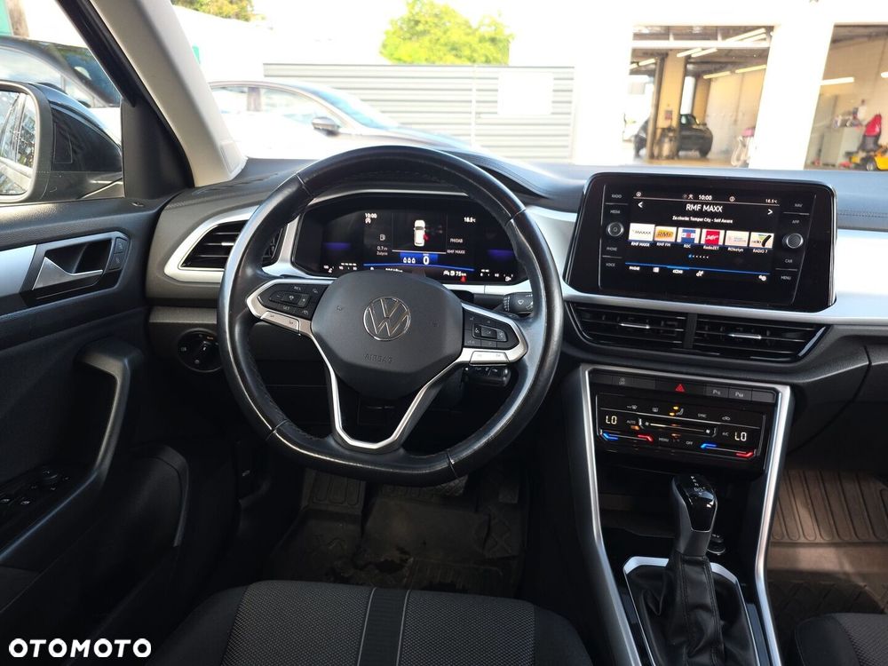 Volkswagen T-Roc - 12