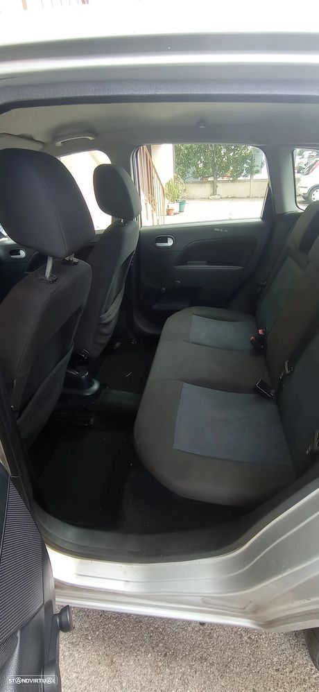 Ford Fiesta 1.4 TDCI Connection - 4