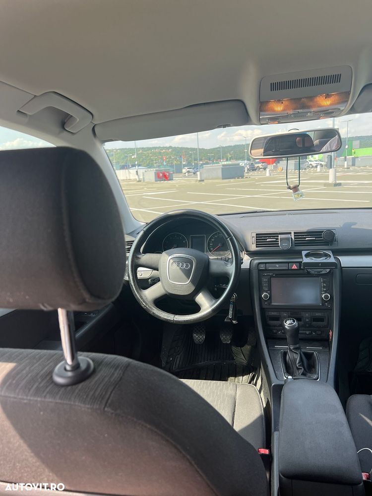 Audi A4 2.0 Avant - 9